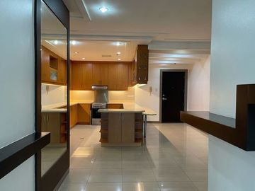 FOR LEASE: 3 Bedroom in Kensington Place