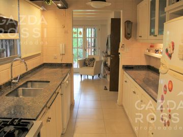 Casa en Adrogue