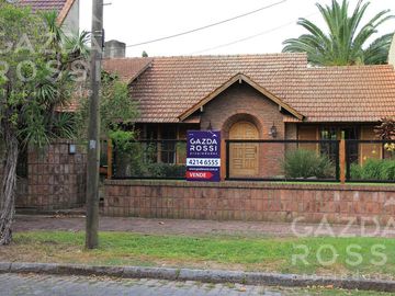 Casa en Adrogue