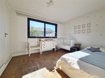 Casa en venta de 4 dorm. en Vitacura