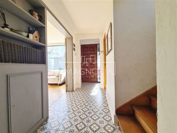 Casa en venta de 4 dorm. en Vitacura