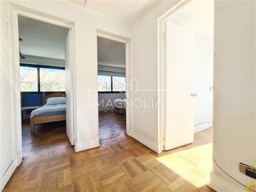 Casa en venta de 4 dorm. en Vitacura