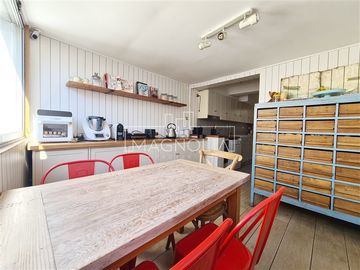 Casa en venta de 4 dorm. en Vitacura