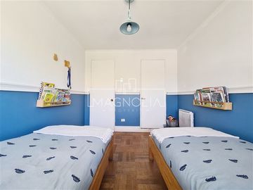 Casa en venta de 4 dorm. en Vitacura
