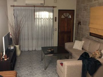 Duplex en venta en Haedo Sur