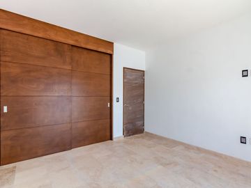 Casa en Fraccionamiento en Real Hacienda de San José Jiutepec - ARI-838-Fr