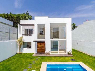 Casa en Fraccionamiento en Real Hacienda de San José Jiutepec - ARI-838-Fr