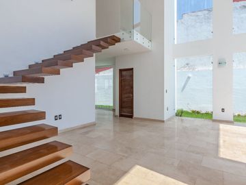 Casa en Fraccionamiento en Real Hacienda de San José Jiutepec - ARI-838-Fr