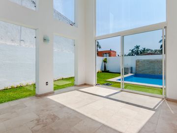 Casa en Fraccionamiento en Real Hacienda de San José Jiutepec - ARI-838-Fr