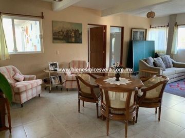 CASA EN VENTA EN TEQUISQUIAPAN EN GRANJAS RESIDENCIALES CECI