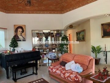 CASA EN VENTA EN TEQUISQUIAPAN EN GRANJAS RESIDENCIALES CECI