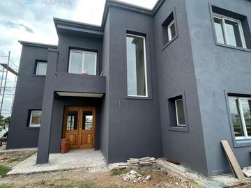 Casa - Puertos del Lago