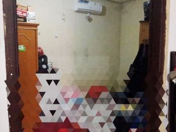 Rumah di kemanggisan dijual