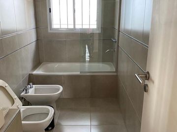 Casa 5 amb. reciclada en V. Lopez
