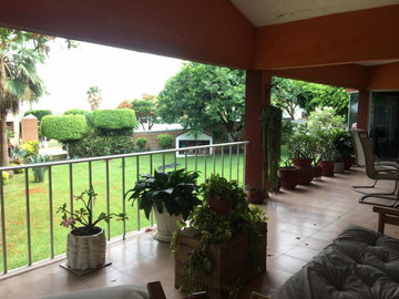 Casa en Privada en Granjas Mérida Temixco - CRB-871-Cp