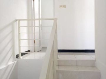 Rumah Minimalis medokan ayu Hadap Timur umsse