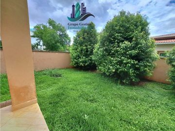 VENDO CASA RESIDENCIAL EN COQUITO HILLS
