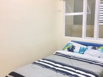 TWO PREMIER STUDIO TYPE- NEAR ATC, SM SOUTH MALL AND VILLAGE SQUARE. CITYLAND ONE PREMIER