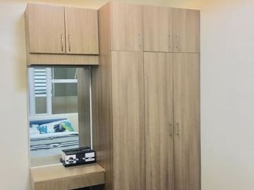 TWO PREMIER STUDIO TYPE- NEAR ATC, SM SOUTH MALL AND VILLAGE SQUARE. CITYLAND ONE PREMIER