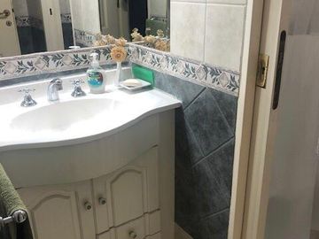 Casa PH en venta en Lanus Oeste