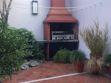 Casa PH en venta en Lanus Oeste