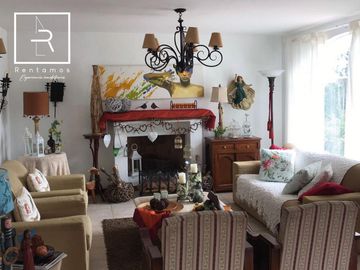 casa en venta en loma del escobero. Cod V10830