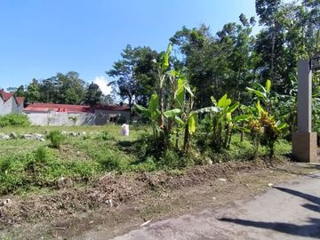 Hunian Premium Etnik dengan Bata Expose di Prambanan
