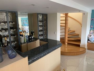 CASA EN VENTA EN CONJUNTO EN INTERLOMAS
