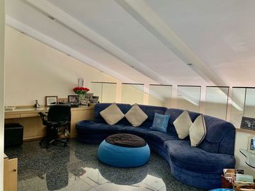 CASA EN VENTA EN CONJUNTO EN INTERLOMAS