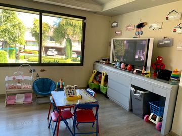 CASA EN VENTA EN CONJUNTO EN INTERLOMAS