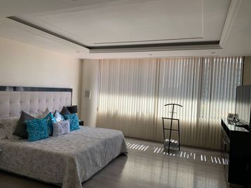 CASA EN VENTA EN CONJUNTO EN INTERLOMAS