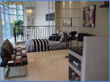 RSQUARE 59SQM EXECUTIVE 1 BEDROOM BALCONY NEAR LRT AND DLSU
