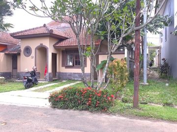 [AD8F43] For Sale 3 Bedroom House 90m2 Sentul City Bogor