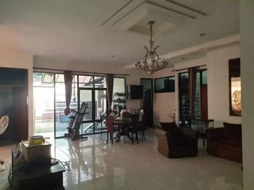 Jual Rumah Mewah Siap Huni di Medokan Asri Tengah Surabaya