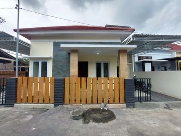 DIJUAL MURAH! RUMAH CANTIK MINIMALIS MODERN SIAP HUNI DEKAT JAKAL