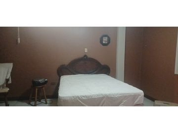 VENDO departamento amplio centro-sur Guayaquil