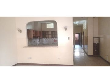 VENDO departamento amplio centro-sur Guayaquil