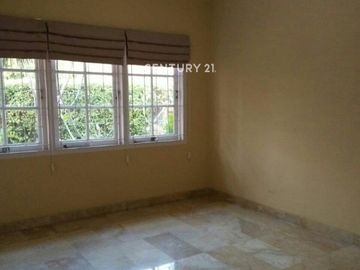 Disewakan Rumah Sangat Strategis Di Puri Cinere