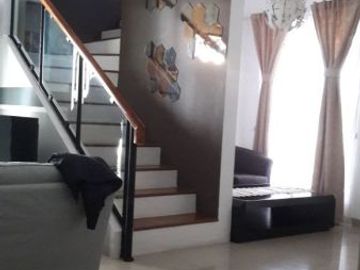 Rumah Keren 2 Lantai Siap Huni di Jl. Jombang Raya Dekat Sta Sudimara 6244