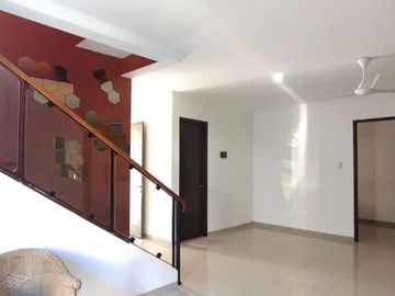Rumah Keren 2 Lantai Siap Huni di Jl. Jombang Raya Dekat Sta Sudimara 6244