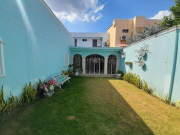 CASA EN VENTA BARRIO LA CASTELLANA |960