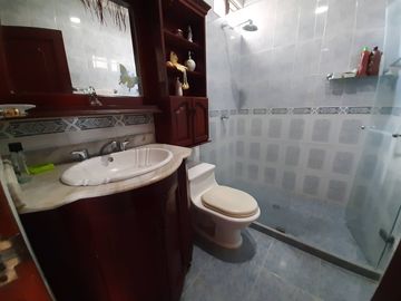 CASA EN VENTA BARRIO LA CASTELLANA |960