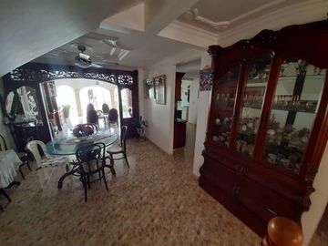 CASA EN VENTA BARRIO LA CASTELLANA |960