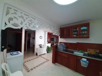 CASA EN VENTA BARRIO LA CASTELLANA |960