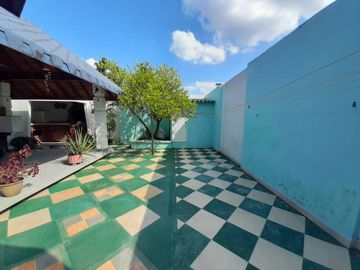 CASA EN VENTA BARRIO LA CASTELLANA |960