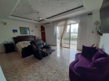 CASA EN VENTA BARRIO LA CASTELLANA |960
