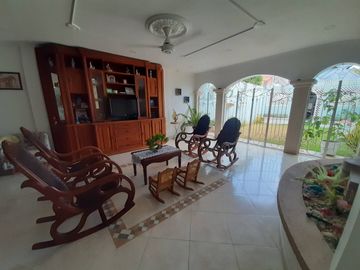 CASA EN VENTA BARRIO LA CASTELLANA |960