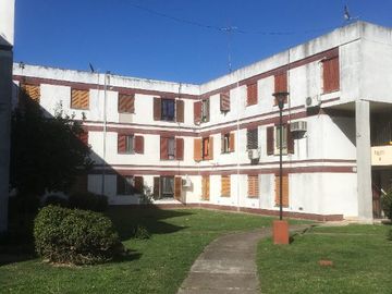 Departamento en venta en Ezpeleta Oeste