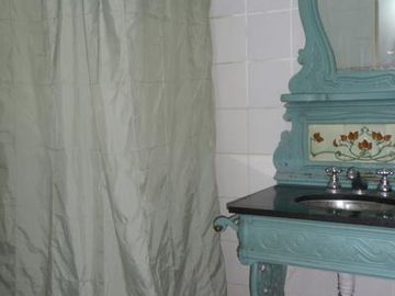 CASA EN ADROGUE EN EXCELENTE UBICACION