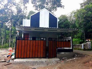 Akses Jalan Mudah Mobil Bisa Papasan Rumah Jogja 10 Menit RSI Manisrenggo Klaten